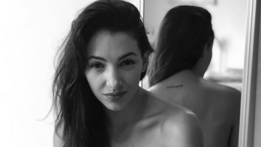 El desnudo completo de Thelma Fardin en Instagram