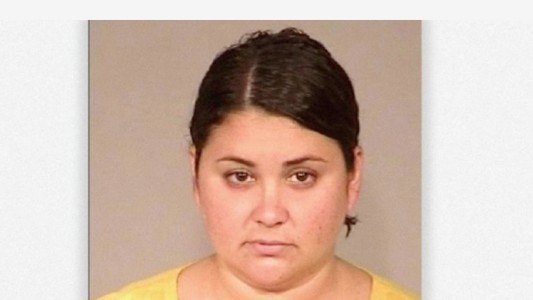 Un año de cárcel para una maestra por hacerle sexo oral a un alumno de 14 años