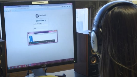 La Corte ordenó que se limite la realización de escuchas telefónicas