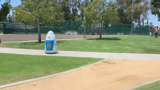 El auténtico robocop ya patrulla las calles