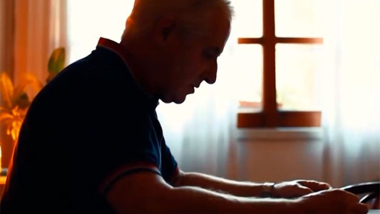 En la piel de Miguel, médico forense