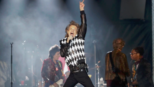 Video: así bailó y cantó Mick Jagger tras su operación de corazón