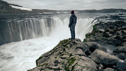 "Comportamientos estúpidos"; en Islandia se hartaron y escrachan a instagramers