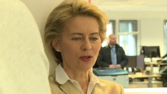 La UE designó a la alemana Von der Leyen al frente de la Comisión Europea