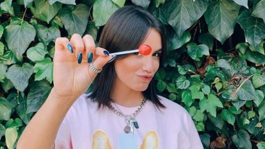 Lali Espósito hizo caer Instagram con una foto muy hot