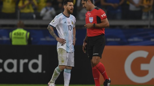 Argentina-Brasil: La dura carta de la AFA a la Conmebol por el arbitraje del partido