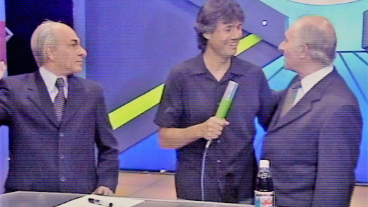 El día que De la Rúa visitó Videomatch y fue increpado en vivo