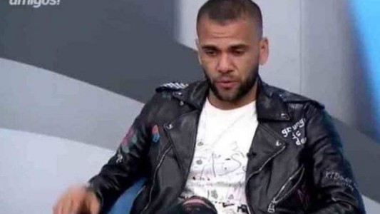 Alves: "Messi faltó el respeto a mi selección"
