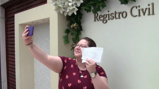 Las primeras parejas gays que se casan en Ecuador