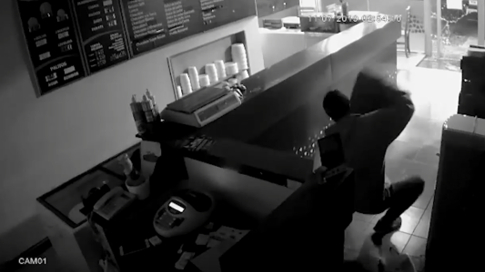 50 segundos para robar en una heladería