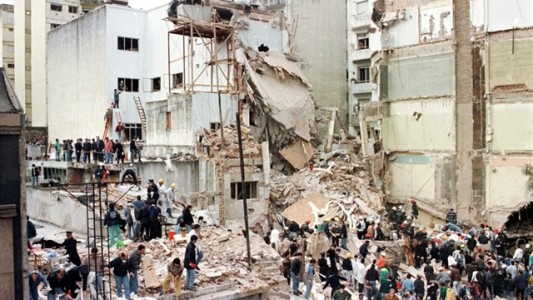 Se conmemora el 25° aniversario del atentado a la AMIA