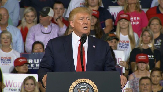 Trump busca el voto del electorado blanco