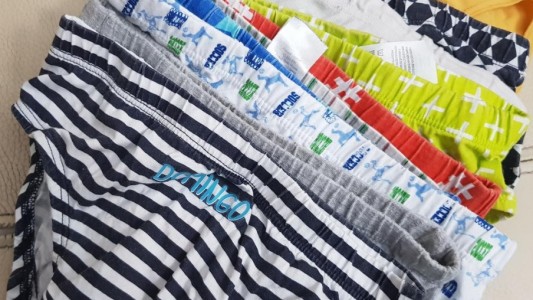 Relato viral: su hijo se fue de campamento con 12 calzoncillos y volvió con 11 limpios