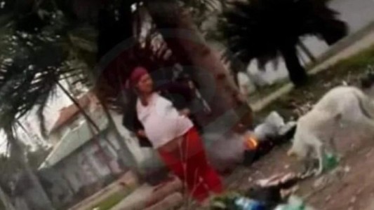 Vecinos denuncian que una mujer se alimenta de perros y gatos