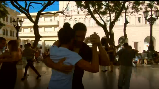Milongueando en La Habana. Cuba recupera el gusto por tango