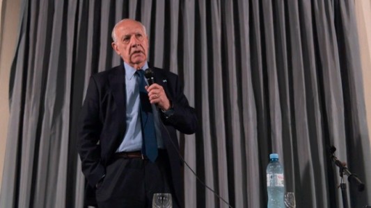 Lavagna: "Para que le economía arranque, hay que devolverle a los argentinos el salario que perdieron"