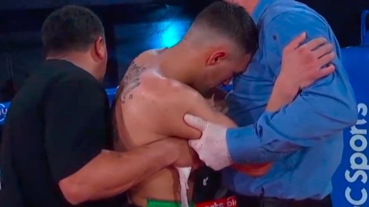 Un boxeador argentino se desmayo tras una pelea y esta grave