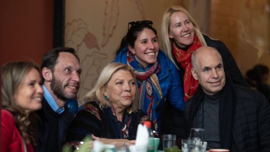 Rodríguez Larreta sumó a Carrió a su campaña en una recorrida por Belgrano