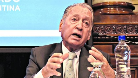 La UIA pide reforma laboral: "Tiene que ser previsible que si va a mal, se pueda descontratar"