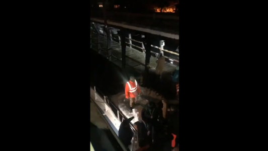 Así evacuaron a 750 turistas varados en Villa La Angostura