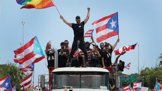 En medio de crisis política, y tras la protesta de famosos, renunció el gobernador de Puerto Rico