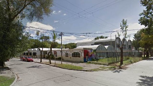 Engañó a una nena de 14 años por Facebook, la violó y el padre le dio dos puntazos