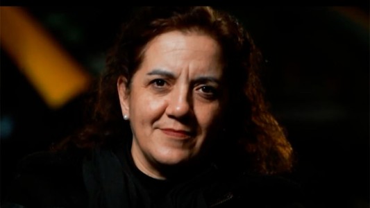 En la piel de Cristina: se quedó sin trabajo y ahora es taxista