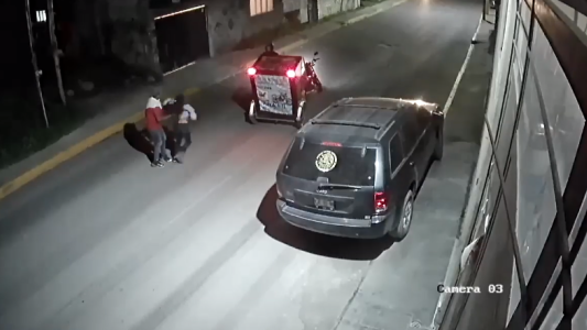 Mototaxista salva a una joven de intento de secuestro