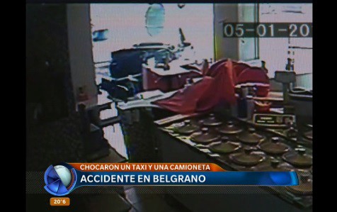 Choque en Belgrano: una camioneta se incrustó en una heladería