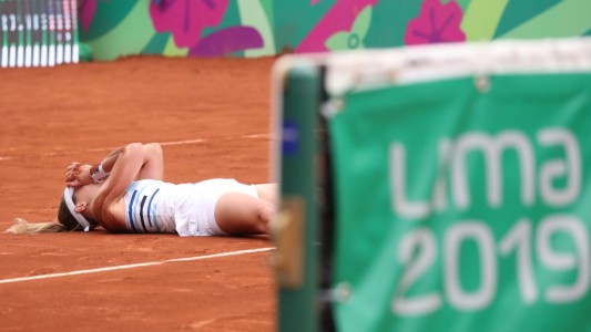 Tras una tremenda remontada, Nadia Podoroska se llevó una medalla dorada en tenis