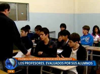 Proyecto para que estudiantes también evalúen a los docentes