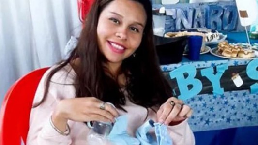 Una mujer embarazada de 9 meses fue asesinada a golpes por su pareja