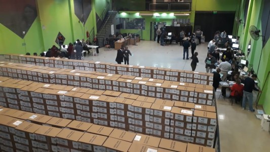 El Frente de Todos presentó un amparo para separar a la empresa SmartMatic del escrutinio