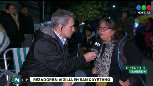 Rezadores: historias de fe en San Cayetano