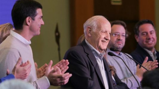 Lavagna: "Seguiré con la voluntado de reconstruir la brecha que le hizo daño a la Argentina"