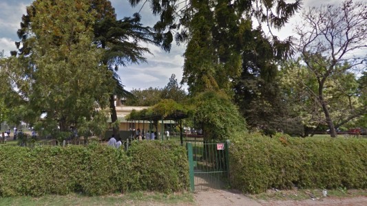 Estudiante tiró gas pimienta en un colegio: 20 alumnos afectados y cinco hospitalizados