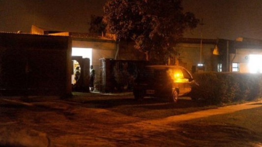 Trágico accidente: le indicaba cómo estacionar a su esposa, lo atropelló y murió