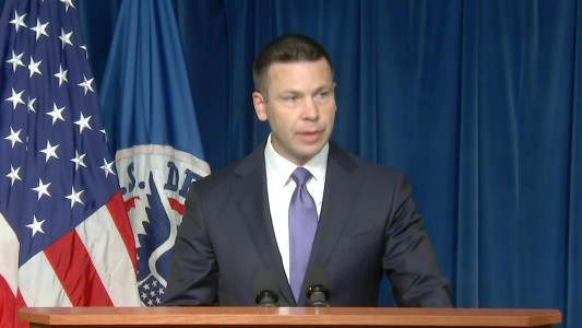 EEUU quiere detener a niños migrantes por tiempo indefinido