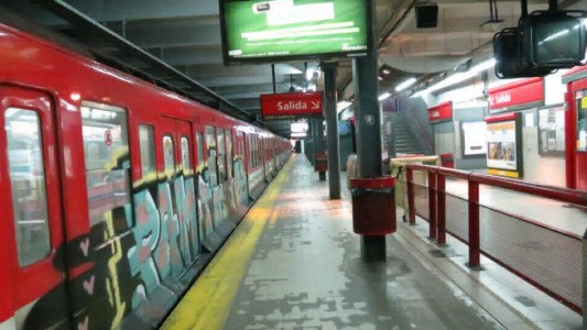 La línea B de subte vuelve a circular a partir de este martes hasta las 23