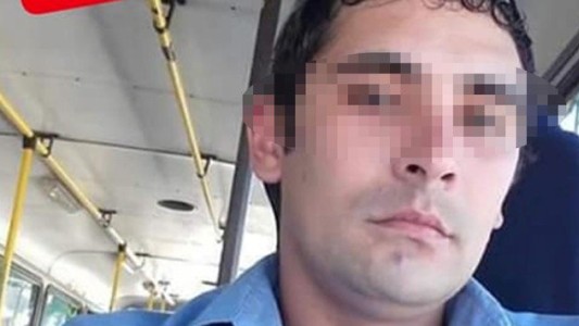 Un colectivero raptó a una chica de 18 años: así le avisaba la chica por Whatsapp a su madre
