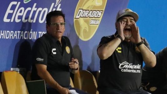 ¿Vuelve Maradona al fútbol argentino? Lo quiere un club de la Superliga