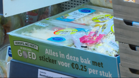 Venden productos en su fecha de vencimiento para evitar el desperdicio de alimentos