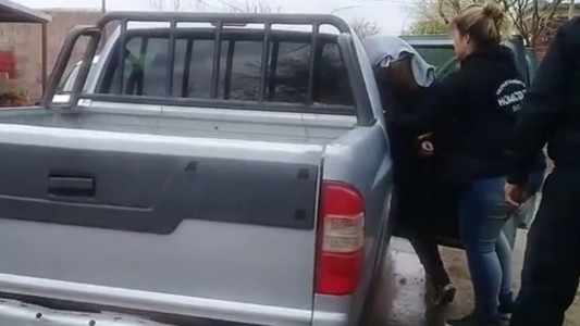 San Luis: detienen a la madre de un bebé que murió entre basura patológica