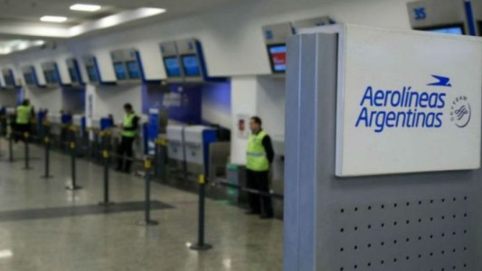 Bono de $5000 a empleados de Aerolíneas Argentinas