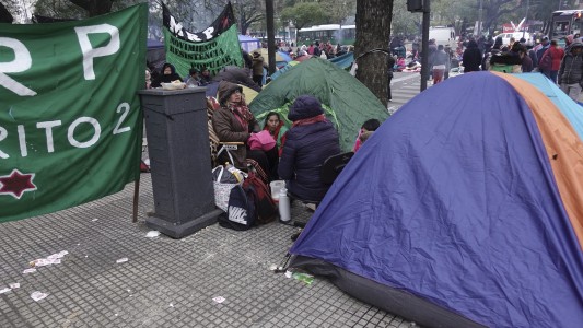 Protesta y acampe en 9 de Julio: "Es la forma que nos queda"