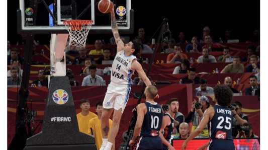 Argentina finalista: le ganó a Francia y buscará coronarse en el Mundial de básquet ante España
