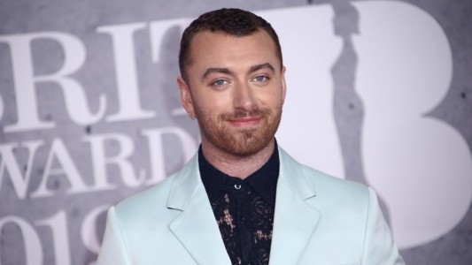La estrella pop británica Sam Smith se declaró "persona no binaria"