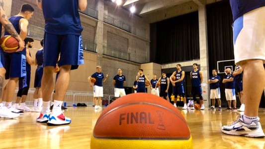 Mundial de básquet: la Selección entrenó con una pelota especial
