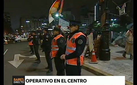 Fuerte operativo policial ante el campamento qom de la 9 de julio
