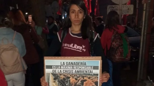 Activistas veganos protestaron en la Fiesta del salame de Tandil
